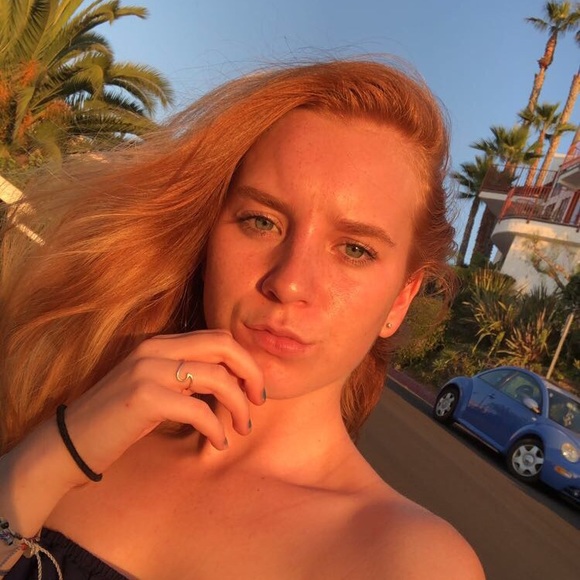 Meet your Posher, Libby - Picture 1 of 1